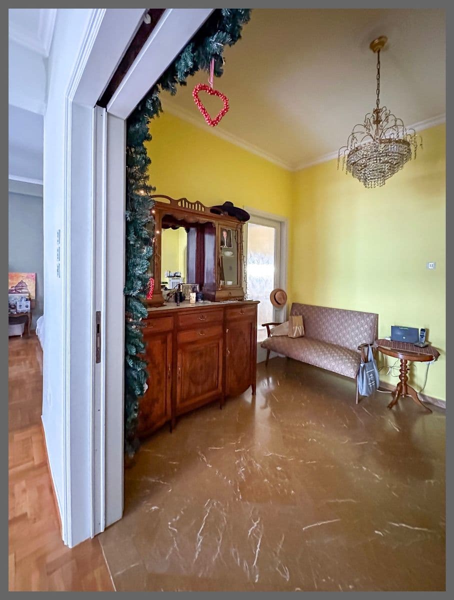 2-room Apartment, 129m² — Kipseli, built 1963 - 8