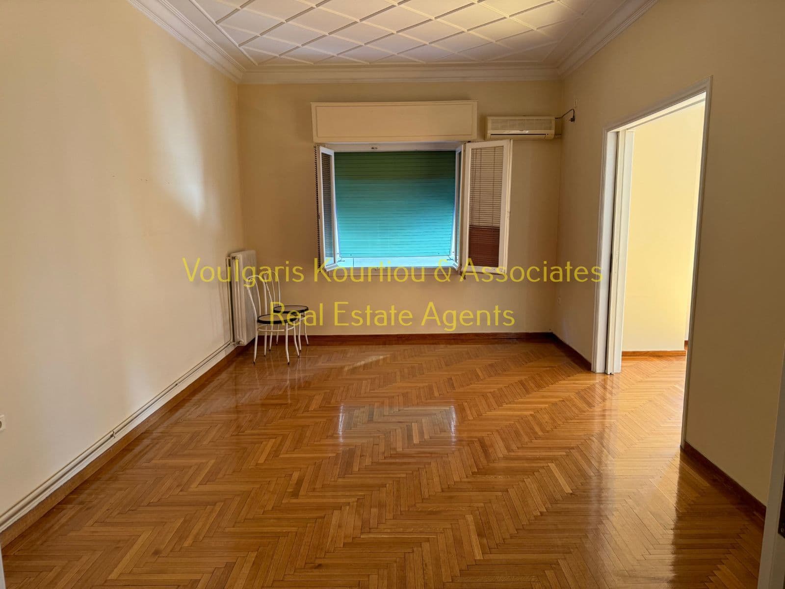 3-room Apartment, 132m² — Piraeus, built 1978 - 1