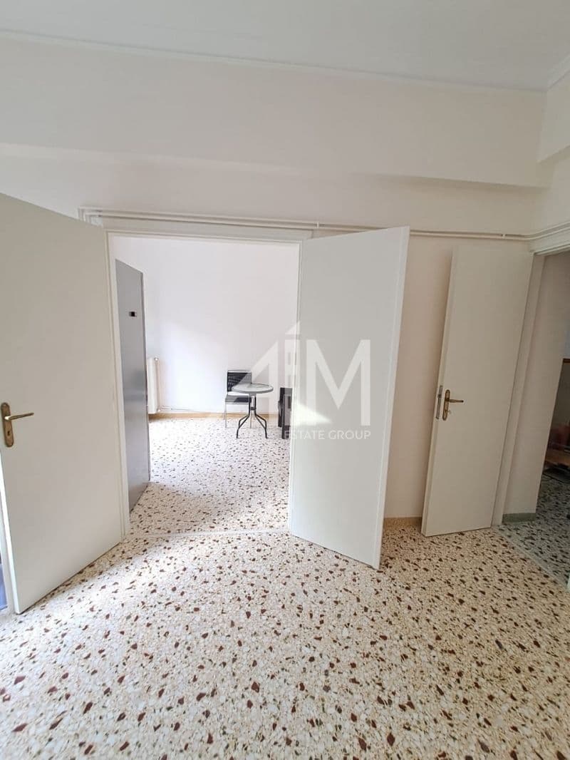 2-room Apartment, 70m² — Nea Smyrni, built 1964 - 5