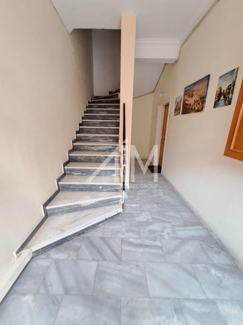 2-room Apartment, 70m² — Nea Smyrni, built 1964 - 6