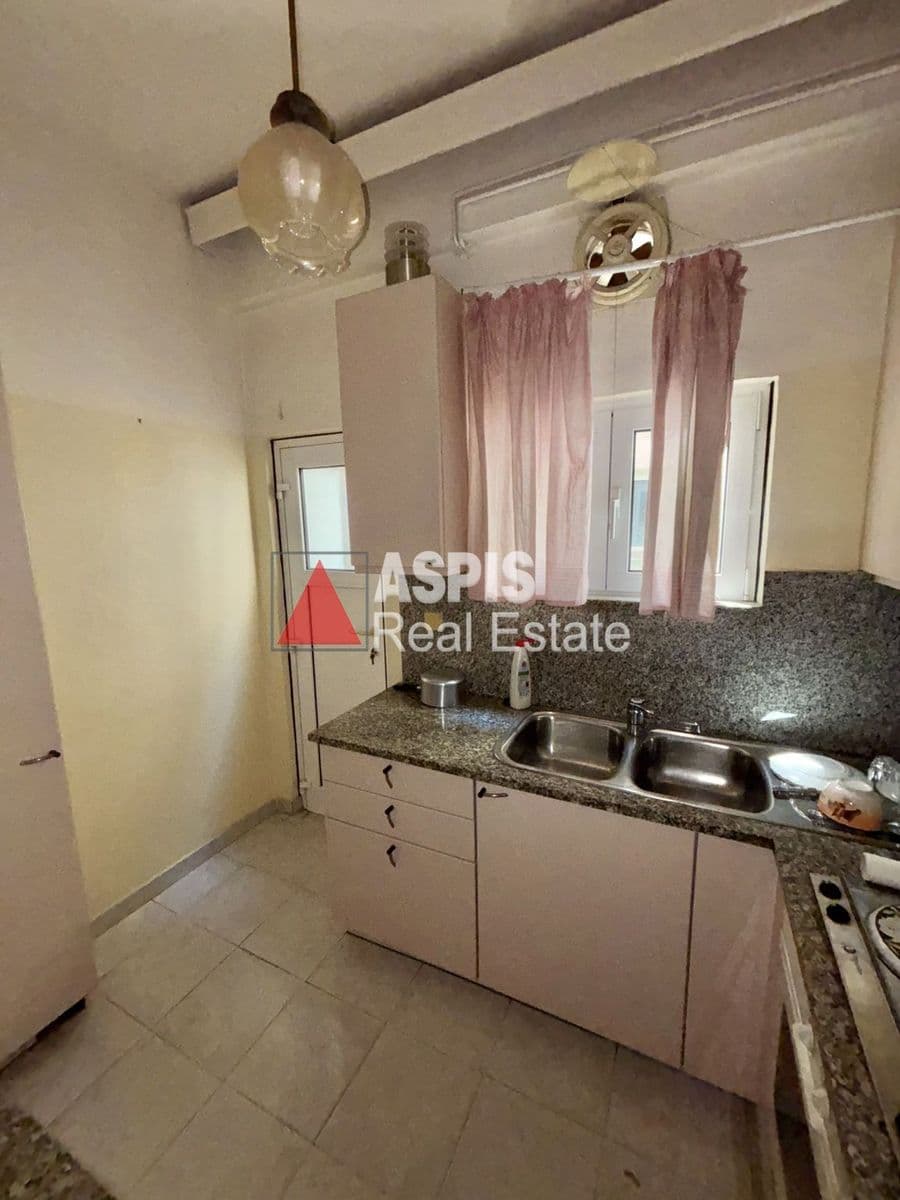 2-room Apartment, 91m² — Kipseli, built 1958 - 5