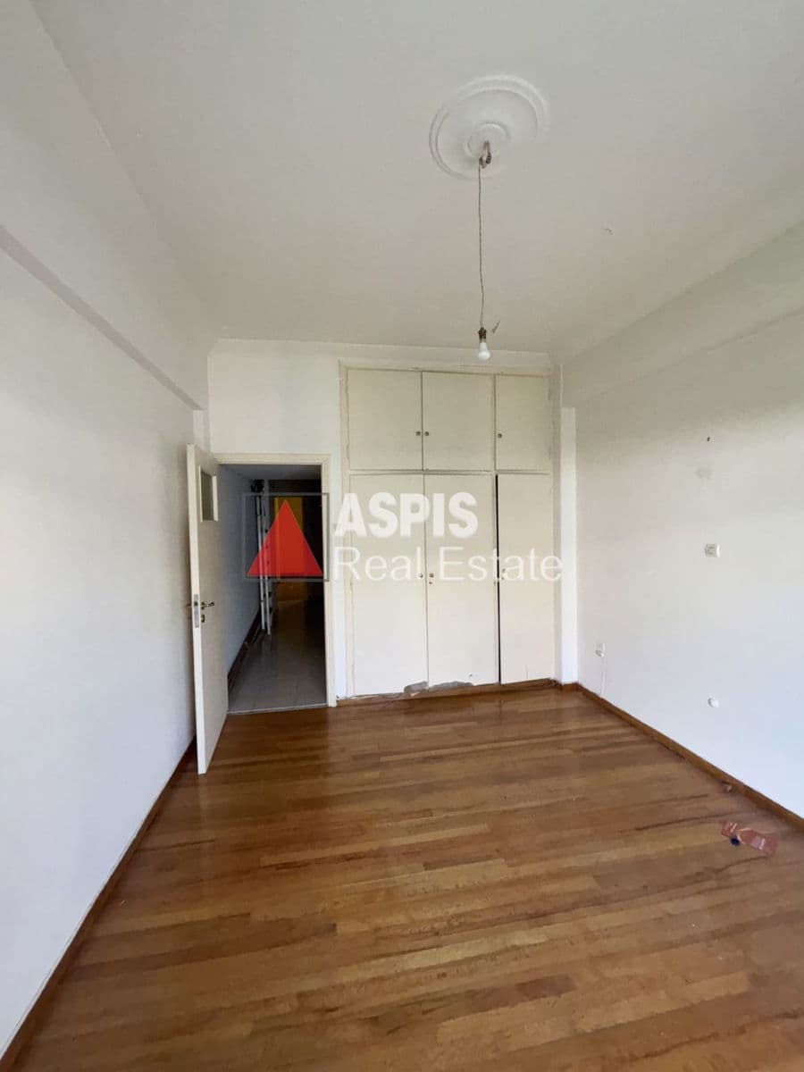 2-room Apartment, 91m² — Kipseli, built 1958 - 8