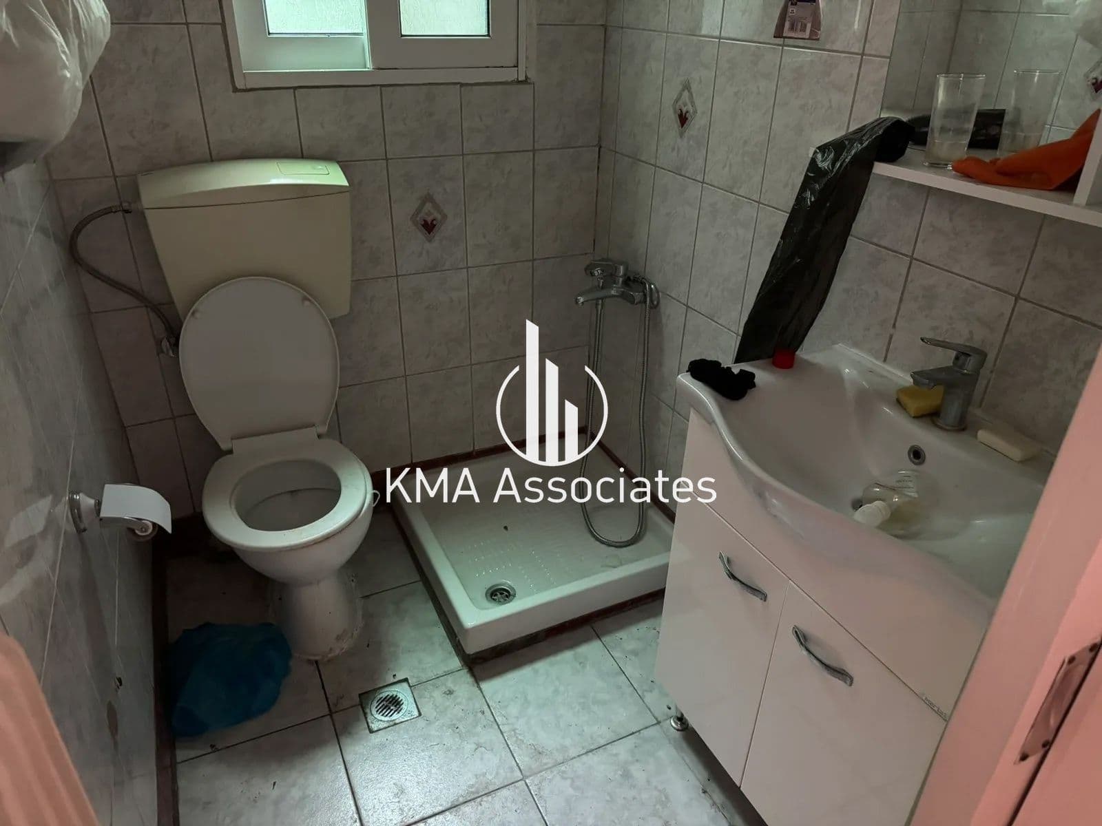 1-room Apartment, 42m² — Neos Kosmos, built 1965 - 6