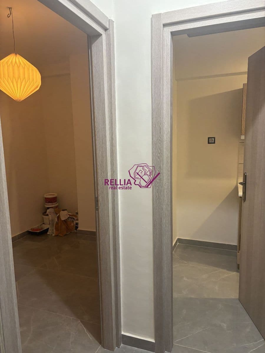 1-room Apartment, 44m² — Piraeus, built 1963 - 4