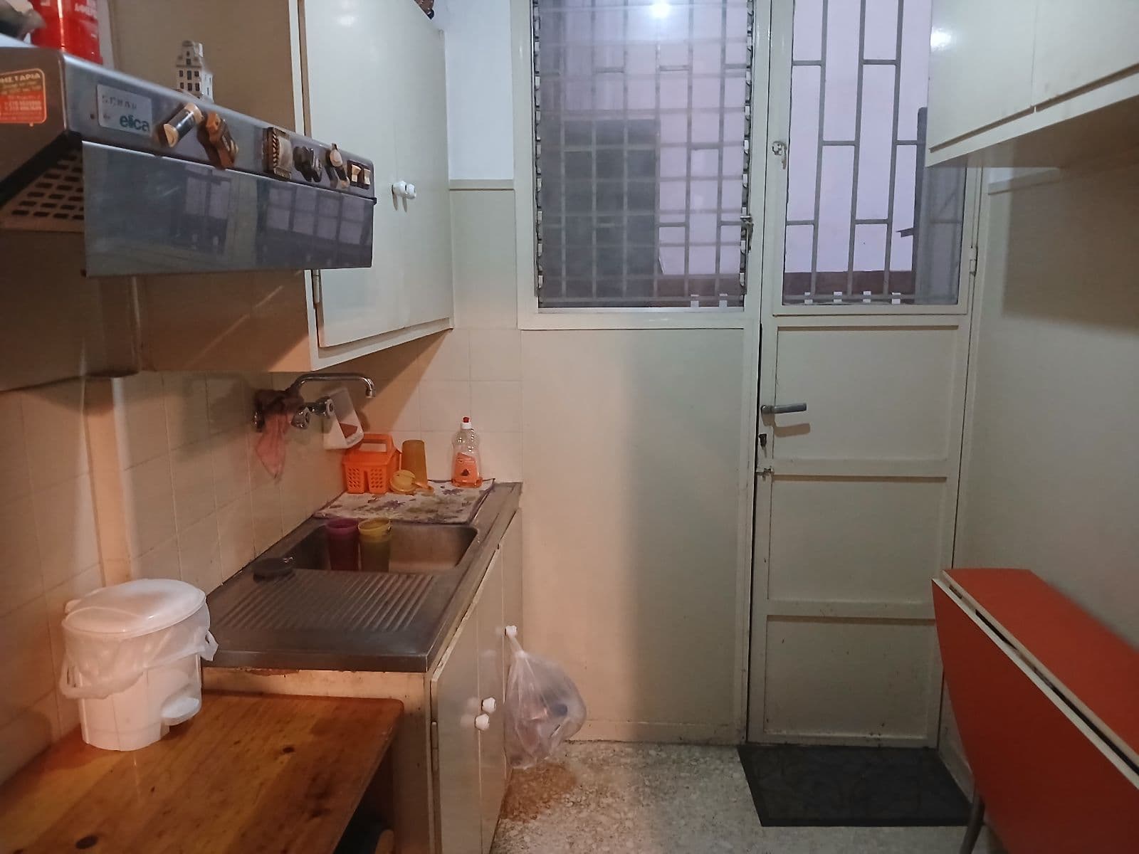 1-room Apartment, 54m² — Kipseli, built 1971 - 7