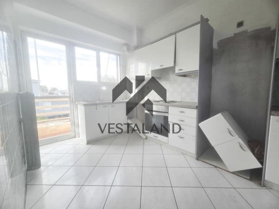 2-room Apartment, 95m² — Chalandri, built 1981 - 6