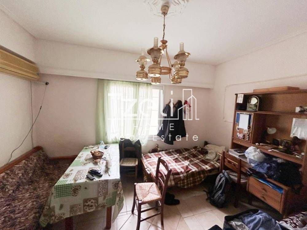 1-room Apartment, 52m² — Piraeus, built 1974 - 2