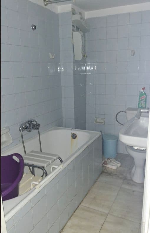 1-room Apartment, 46m² — Kipseli, built 1965 - 8