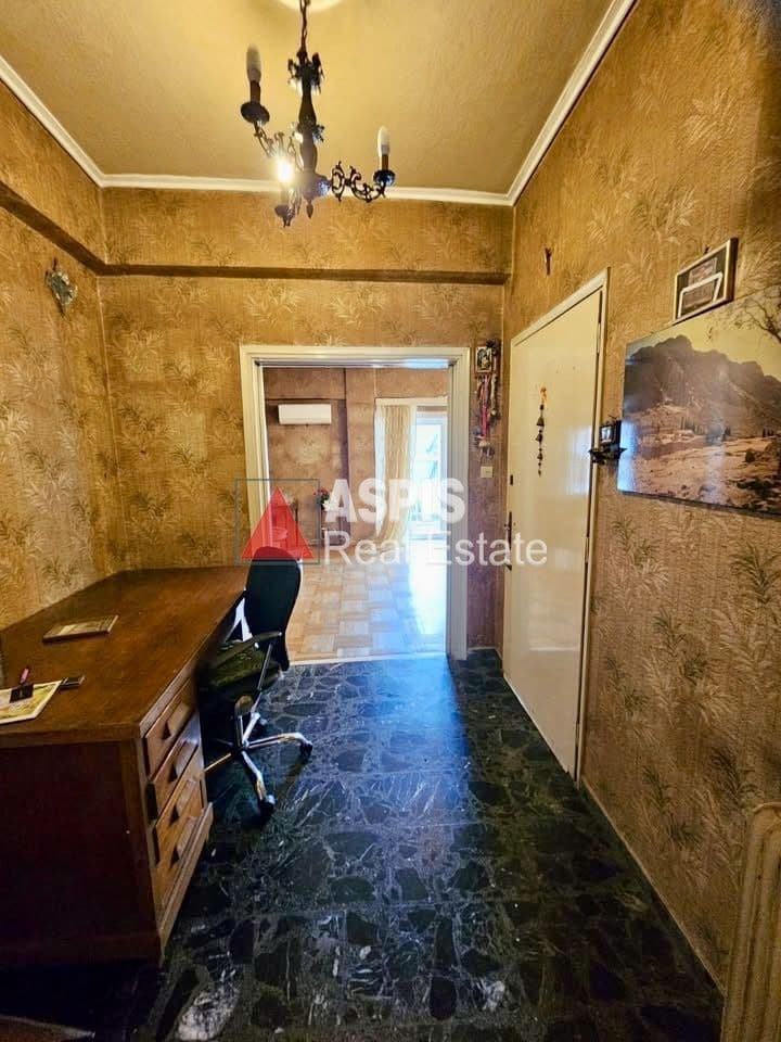 2-room Apartment, 109m² — Kipseli, built 1973 - 4