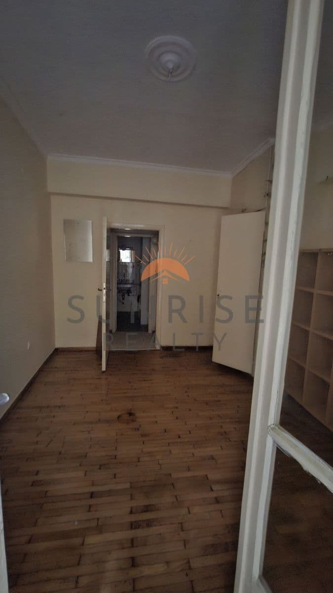 1-room Apartment, 48m² — Kipseli, built 1964 - 6