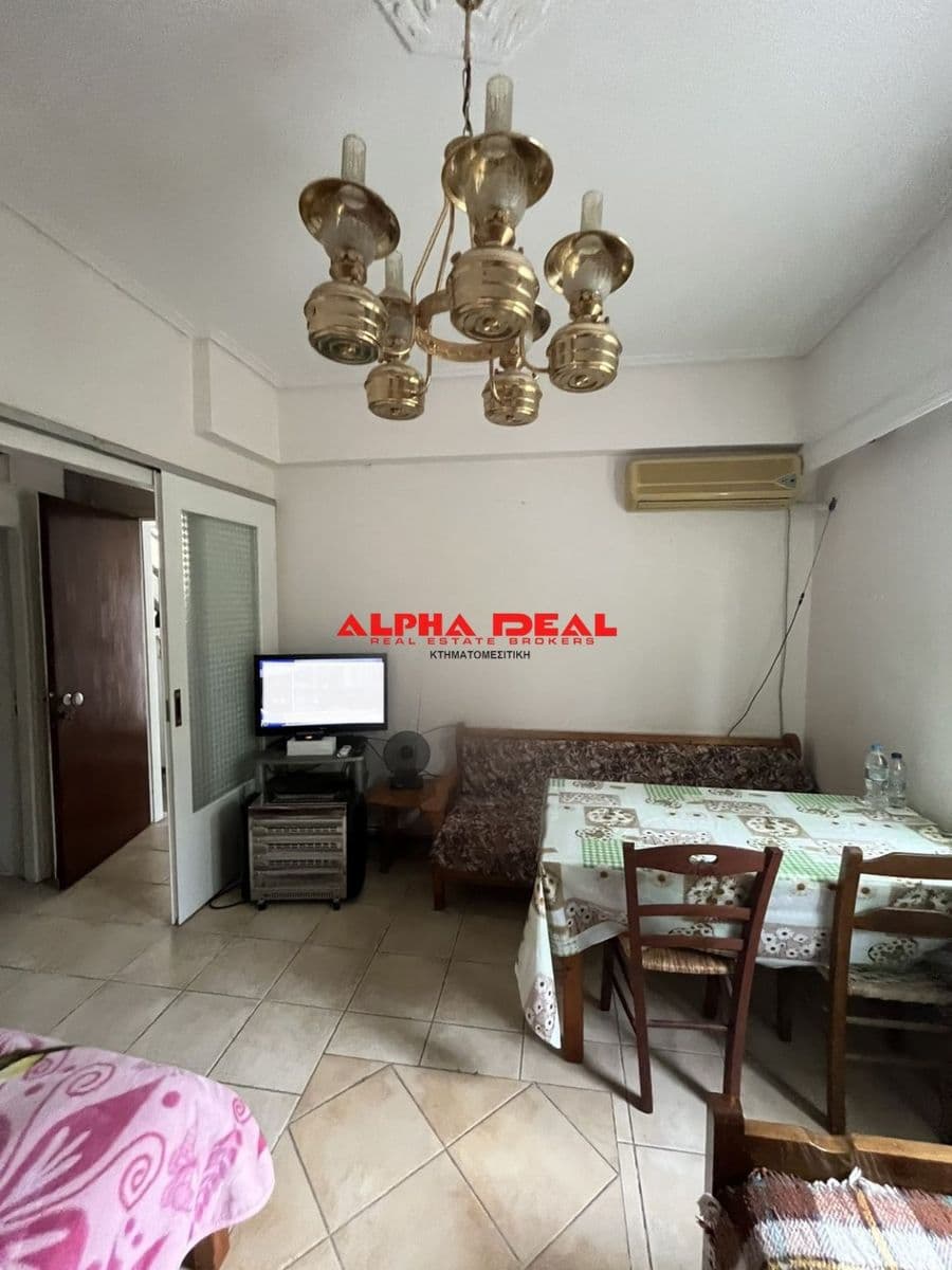 1-room Apartment, 52m² — Piraeus, built 1974 - 3