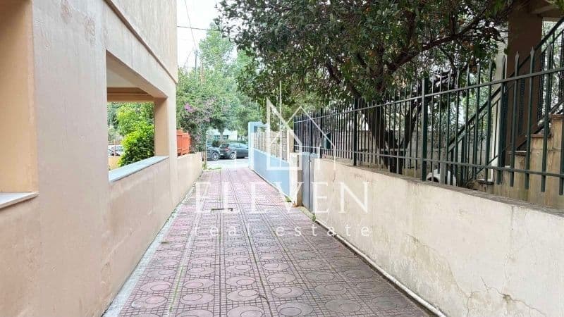 2-room Apartment, 90m² — Marousi, built 1975 - 3