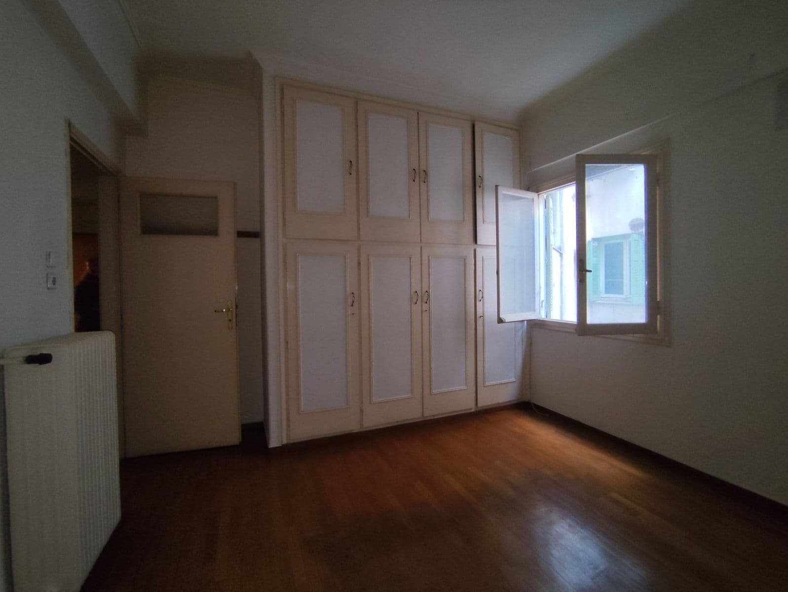 1-room Apartment, 55m² — Kipseli, built 1969 - 3