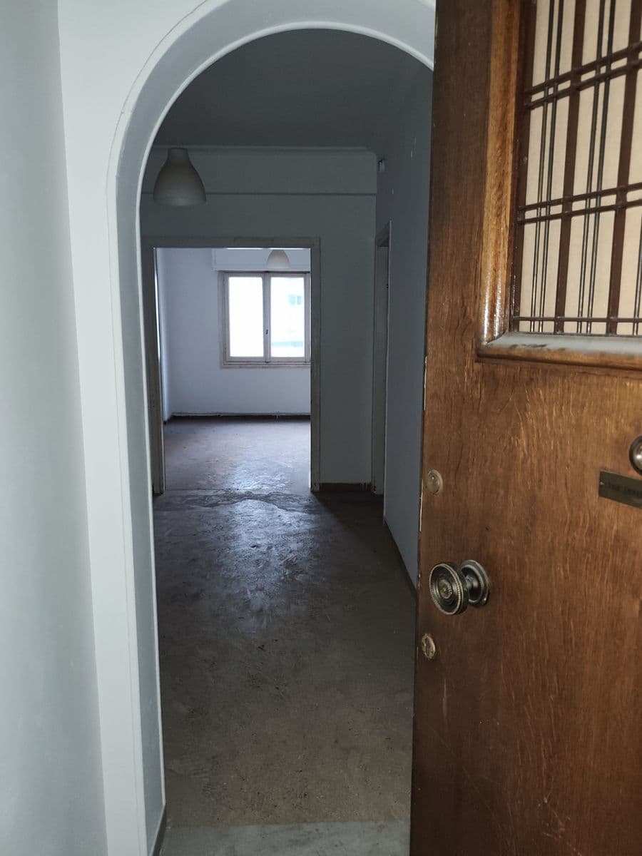 2-room Apartment, 90m² — Kipseli - 2