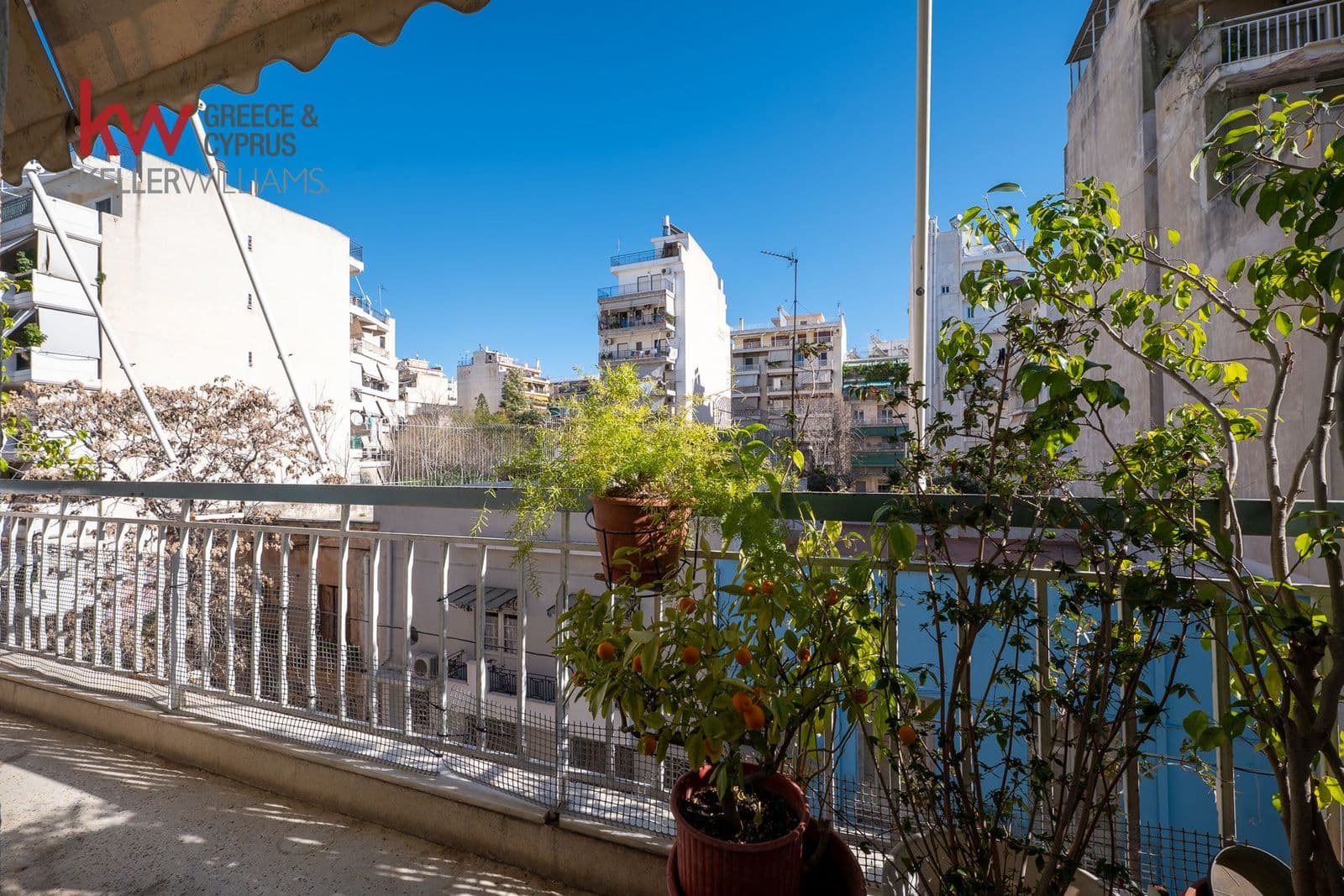 3-room Apartment, 118m² — Kipseli, built 1972 - 4