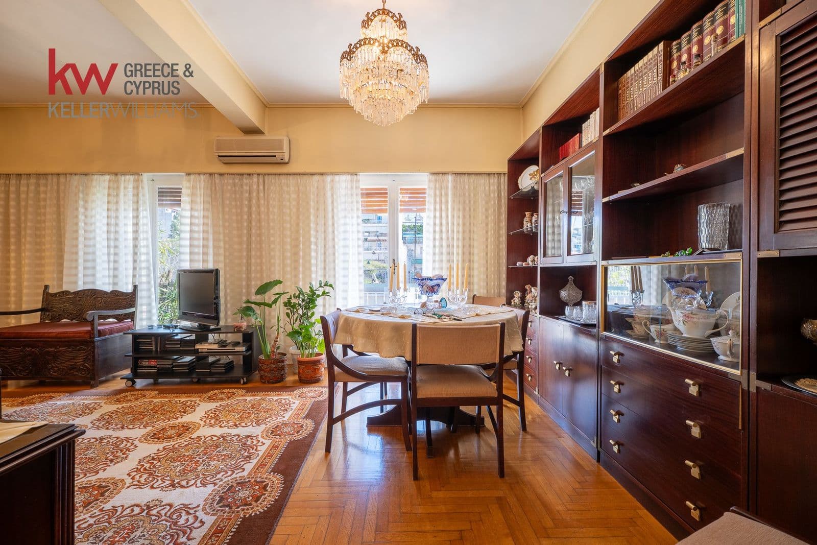 3-room Apartment, 118m² — Kipseli, built 1972 - 7