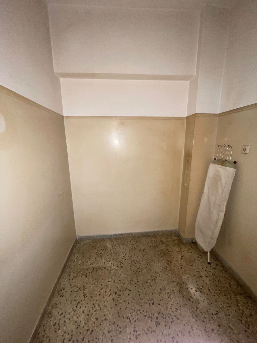 1-room Apartment, 53m² — Kipseli, built 1967 - 6