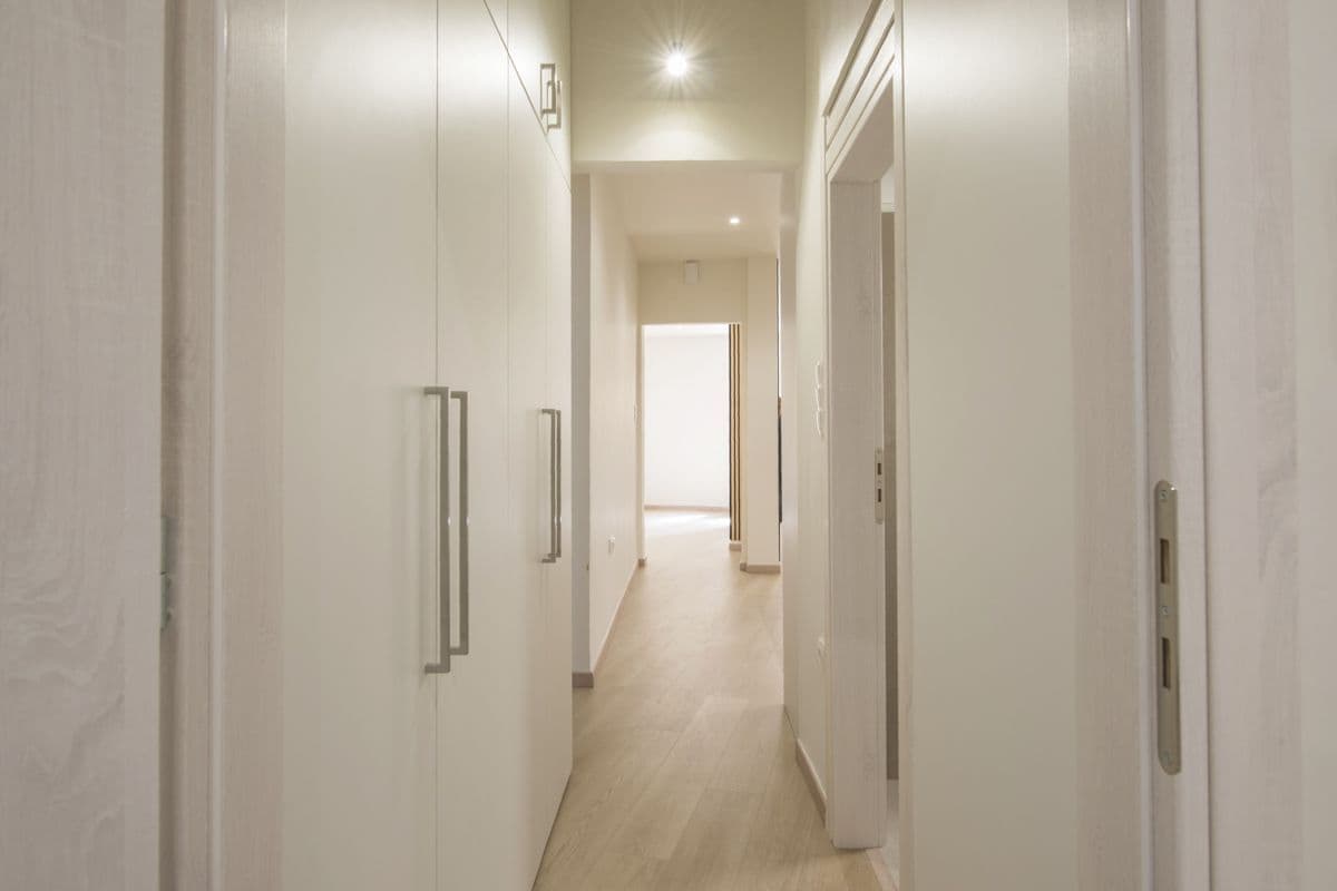 2-room Apartment, 74m² — Kipseli, built 1963 - 4