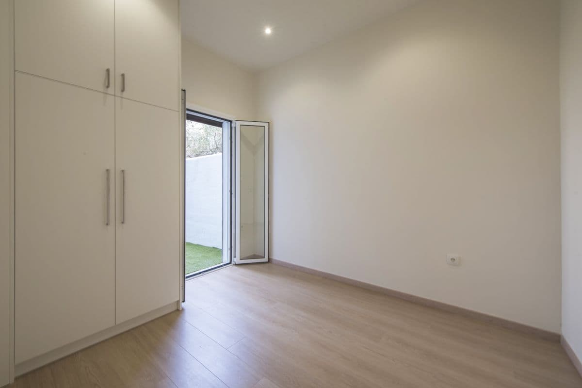 2-room Apartment, 74m² — Kipseli, built 1963 - 7