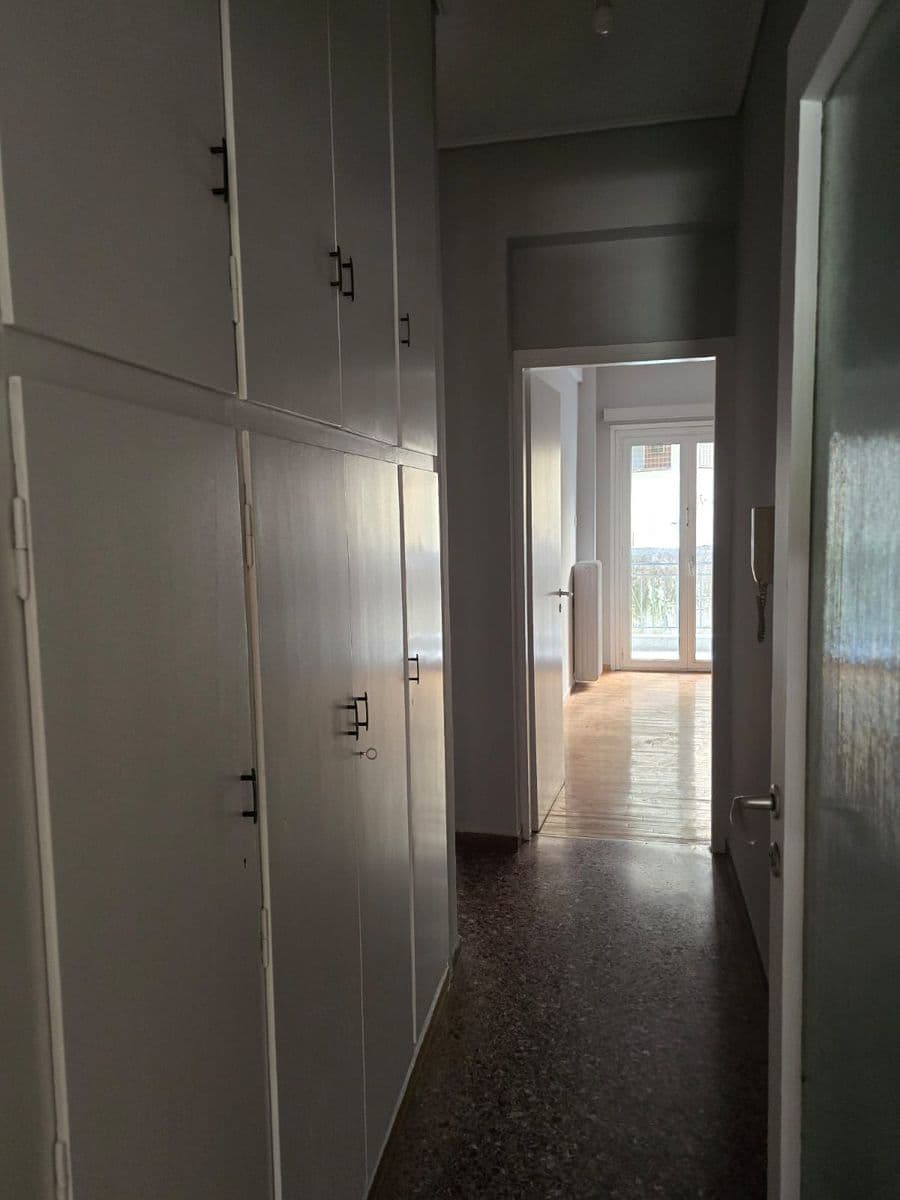 2-room Apartment, 86m² — Nea Smyrni, built 1972 - 8