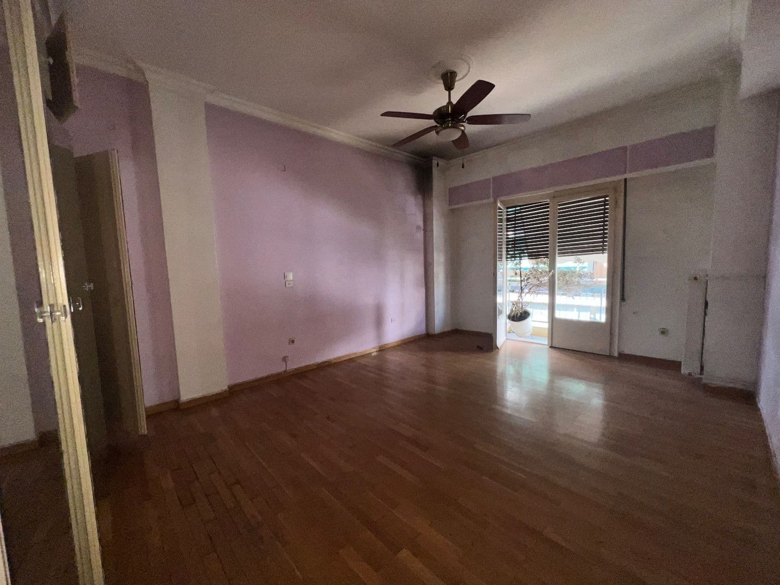 2-room Apartment, 90m² — Kipseli, built 1970 - 7