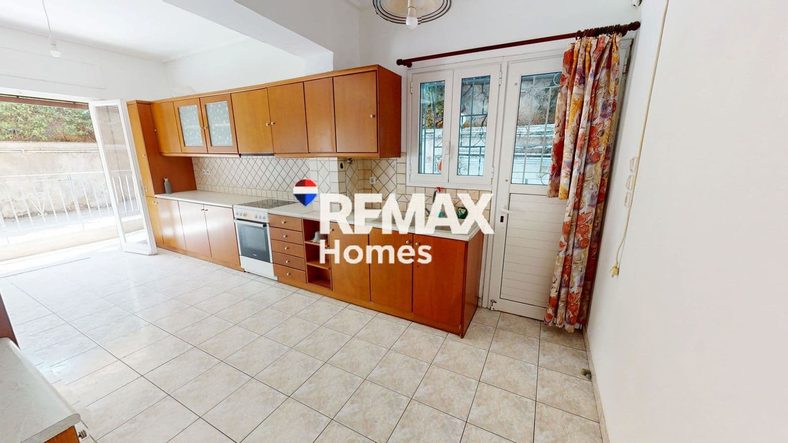 1-room Apartment, 88m² — Palaio Faliro, built 1970 - 4