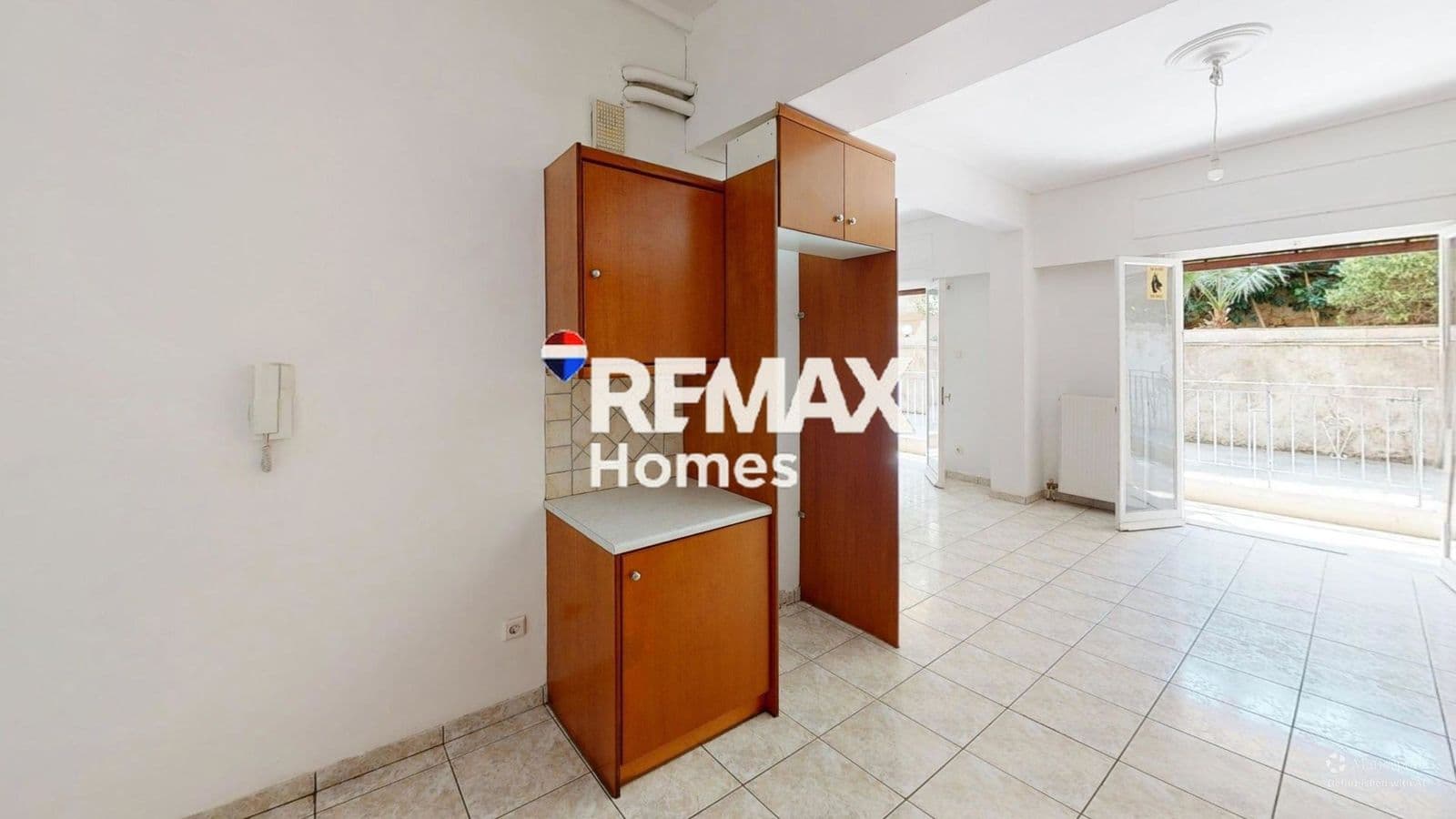 1-room Apartment, 88m² — Palaio Faliro, built 1970 - 5