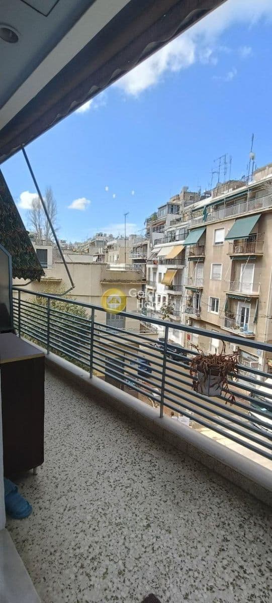 2-room Apartment, 76m² — Kipseli, built 1970 - 9