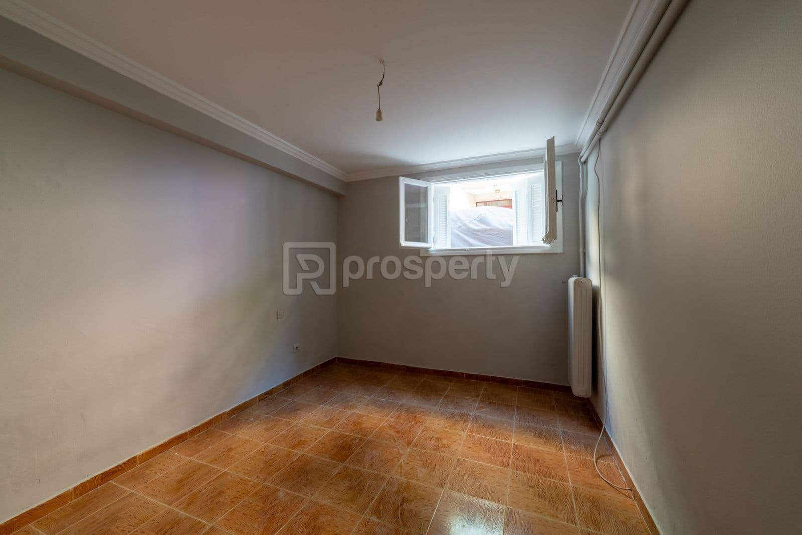 1-room Apartment, 50m² — Kipseli, built 1965 - 8