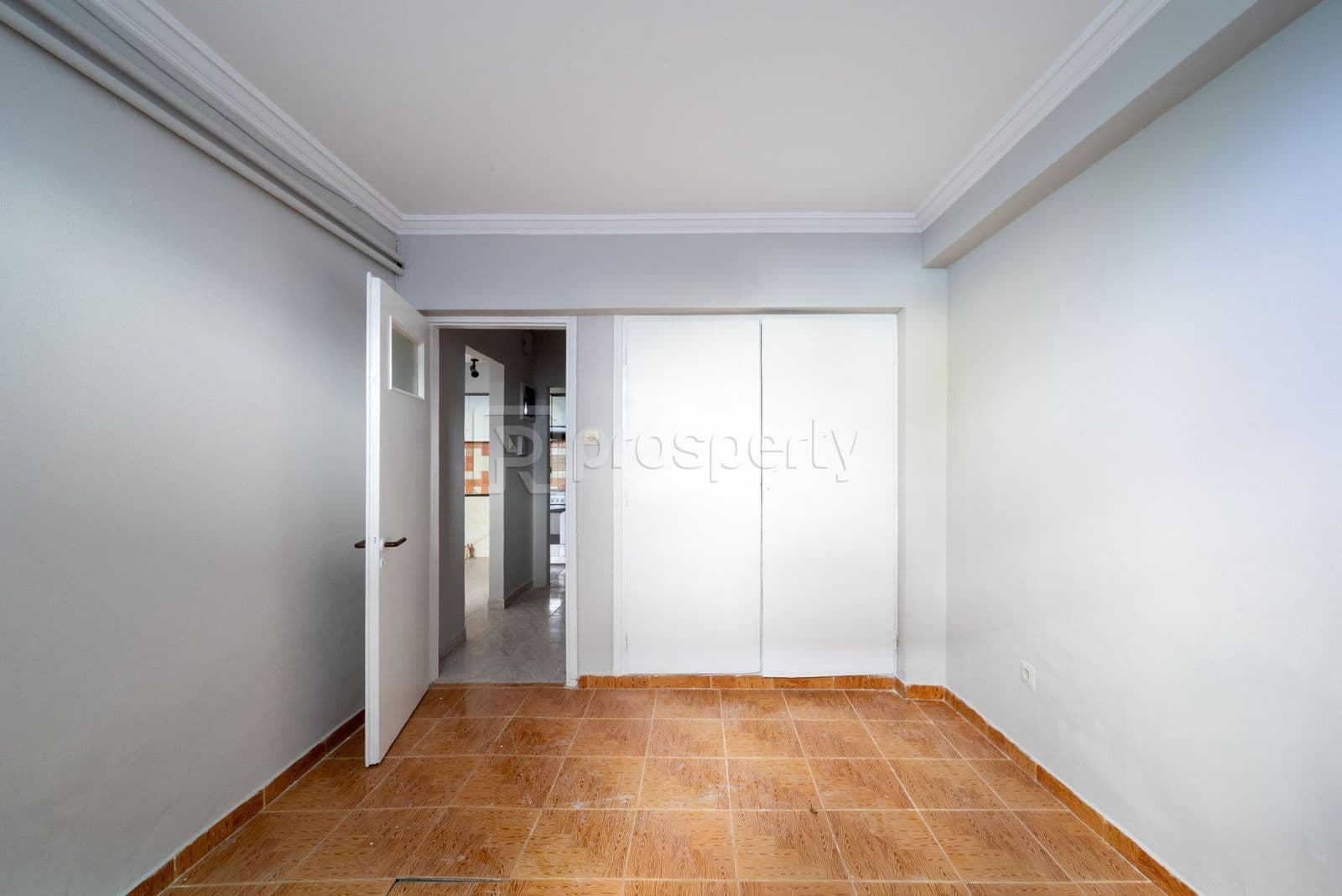 1-room Apartment, 50m² — Kipseli, built 1965 - 9