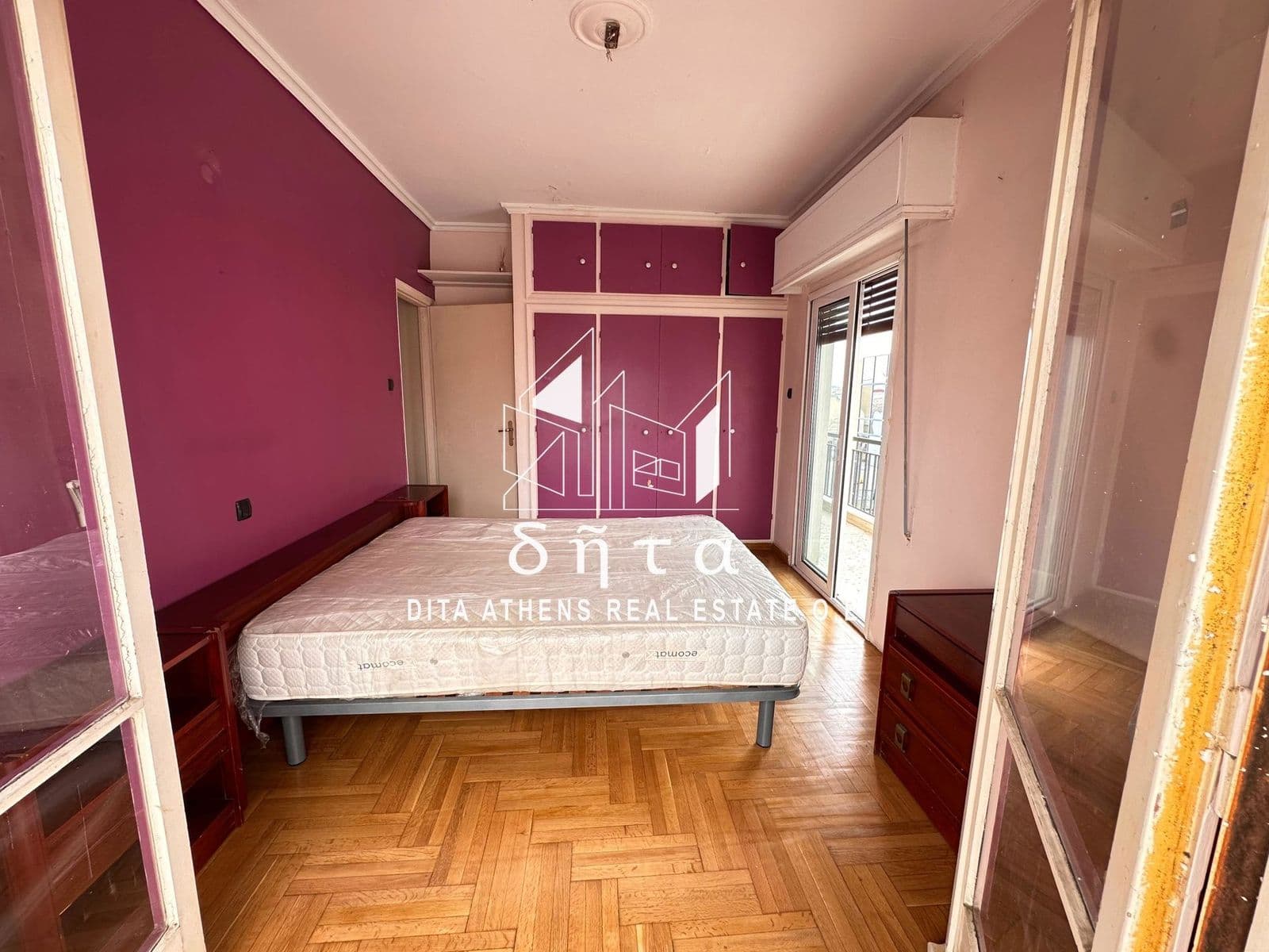 2-room Apartment, 86m² — Metaxourgeio, built 1965 - 8