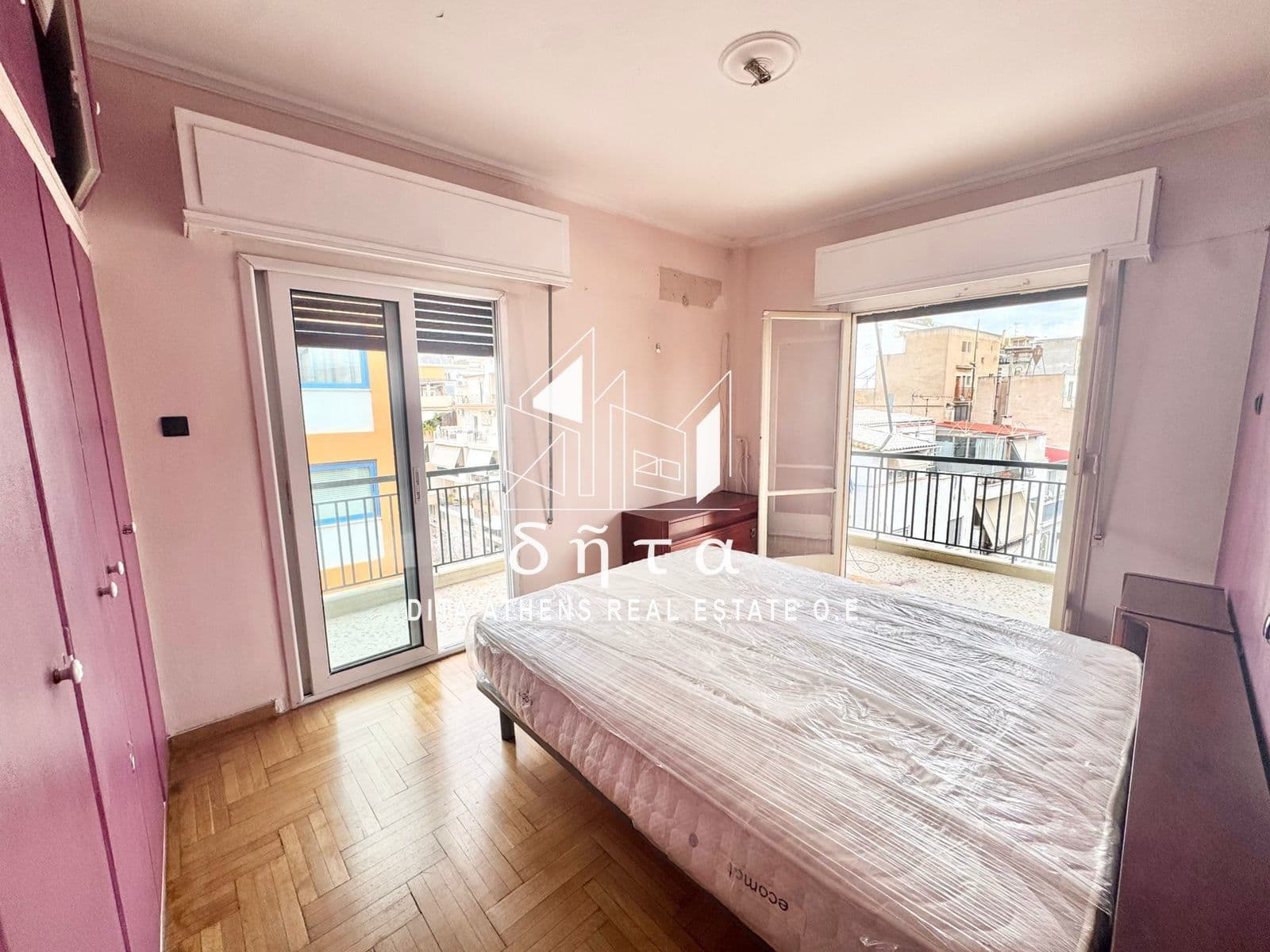 2-room Apartment, 86m² — Metaxourgeio, built 1965 - 9