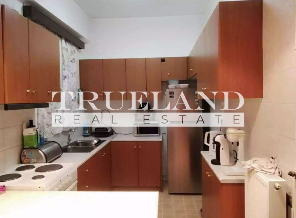 3-room Apartment, 95m² — Kipseli, built 1960