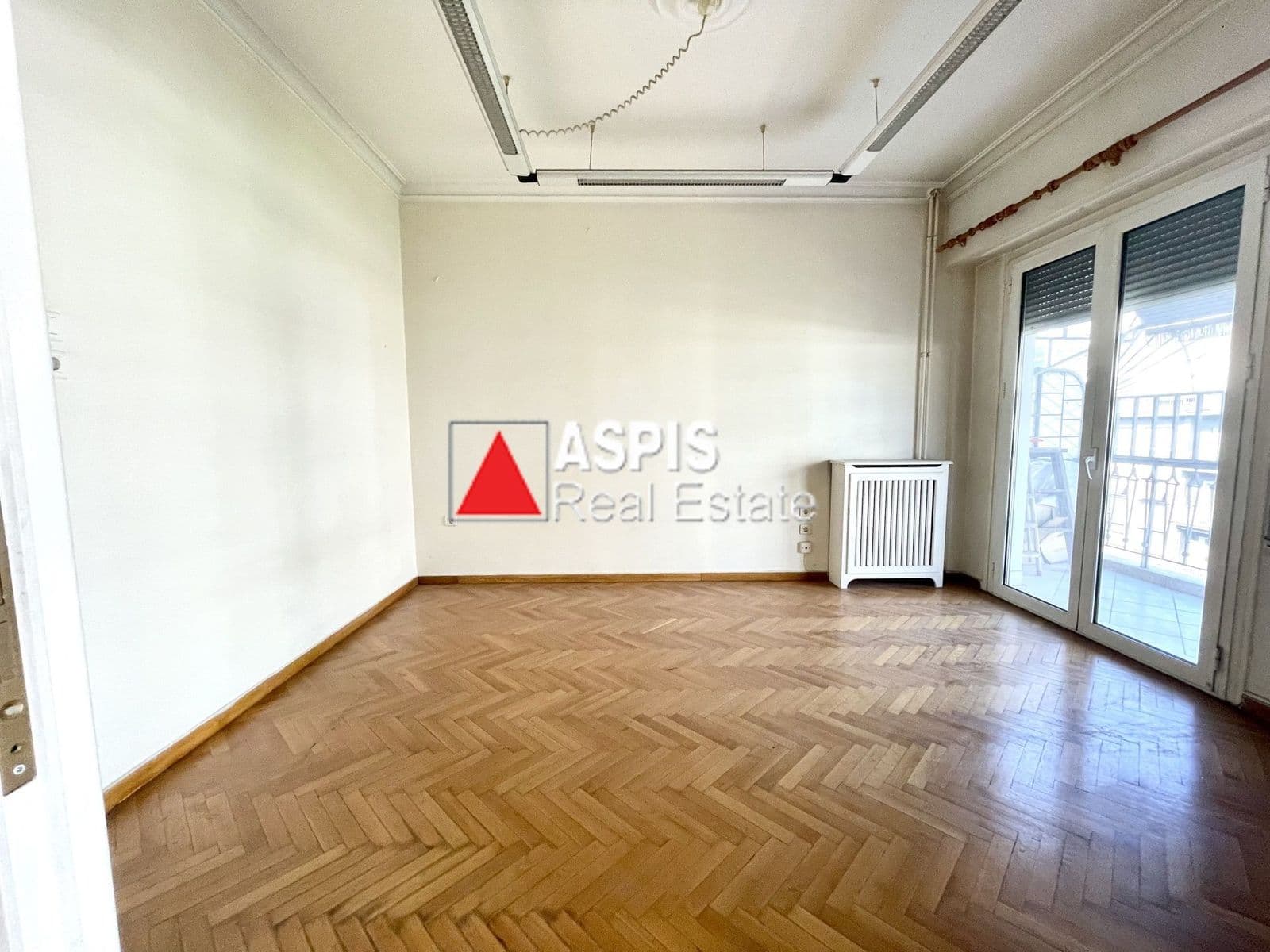 3-room Apartment, 103m² — Kipseli, built 1960