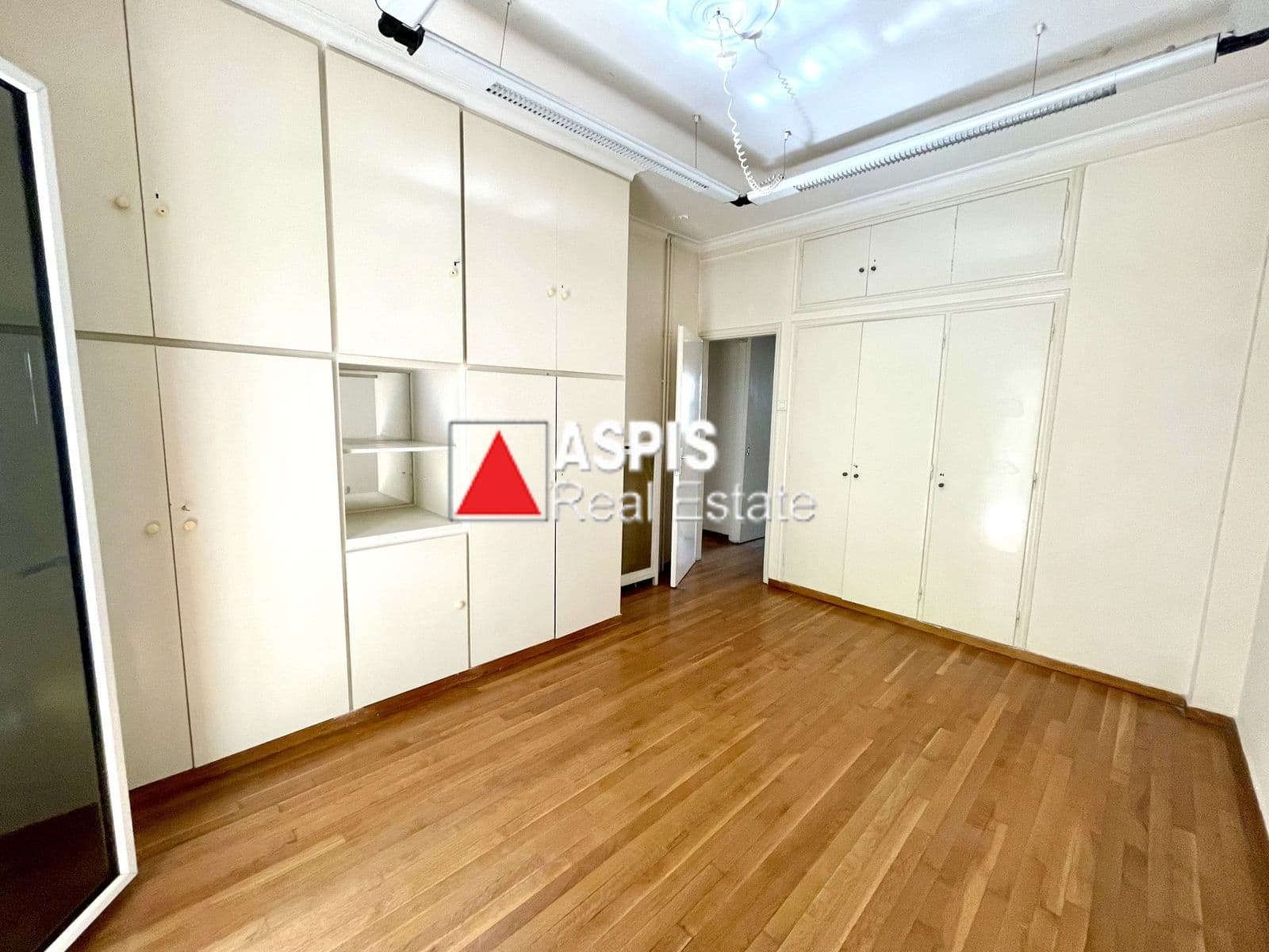 3-room Apartment, 103m² — Kipseli, built 1960 - 9