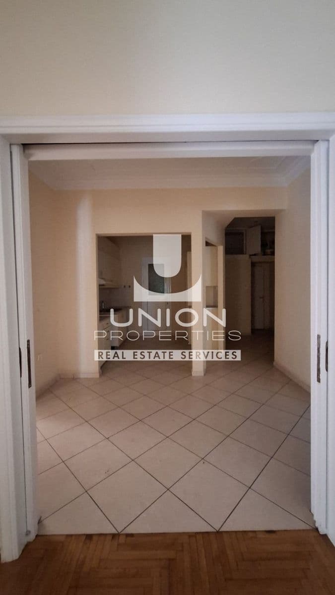 3-room Apartment, 132m² — Piraeus, built 1970 - 1