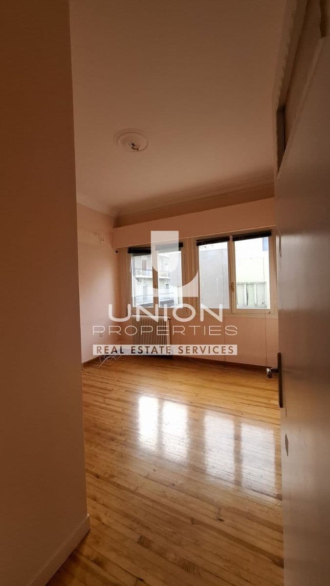 3-room Apartment, 132m² — Piraeus, built 1970 - 4