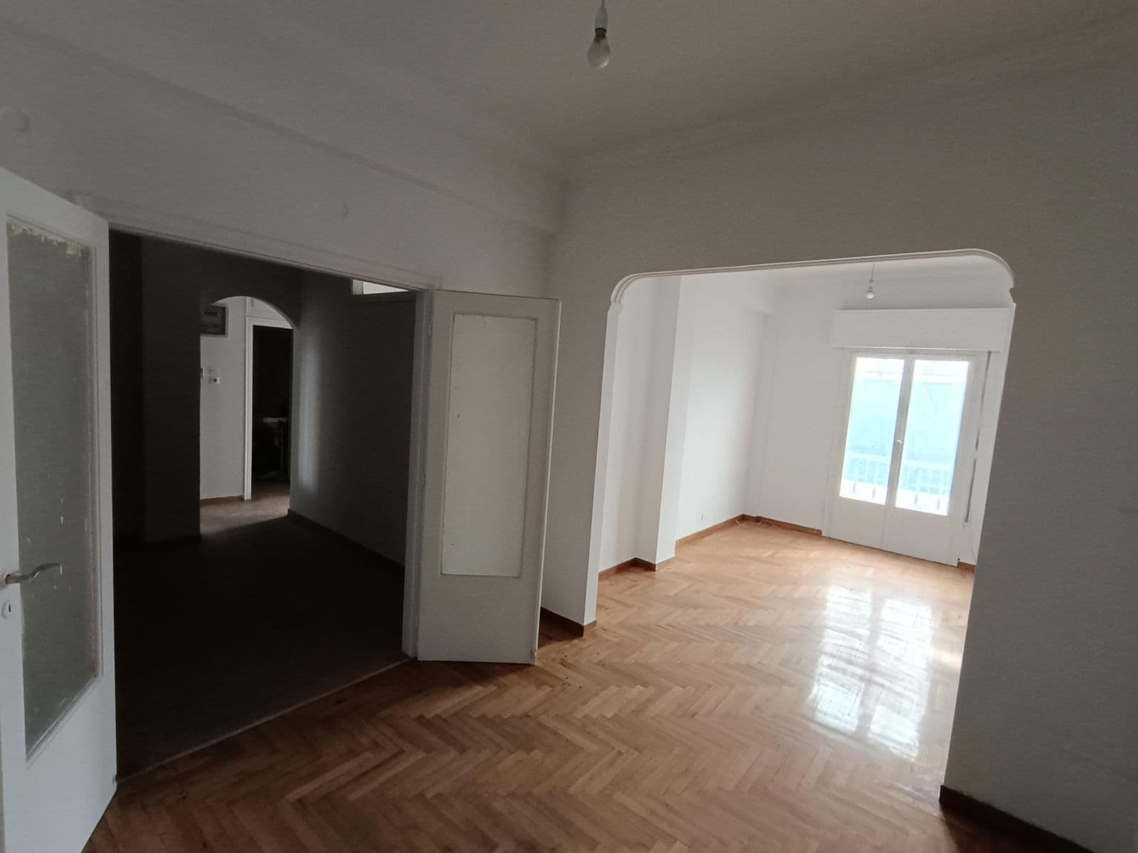 2-room Apartment, 72m² — Metaxourgeio, built 1963 - 4