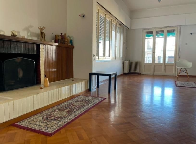 3-room Apartment, 160m² — Kipseli, built 1955