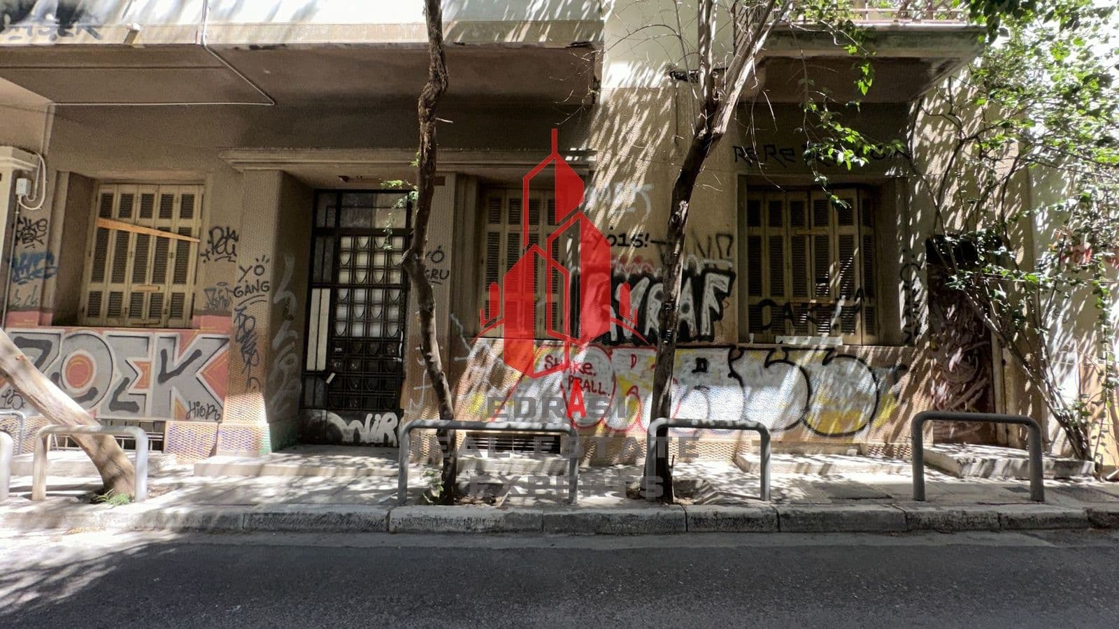 2-room Apartment, 160m² — Exarcheia, built 1950