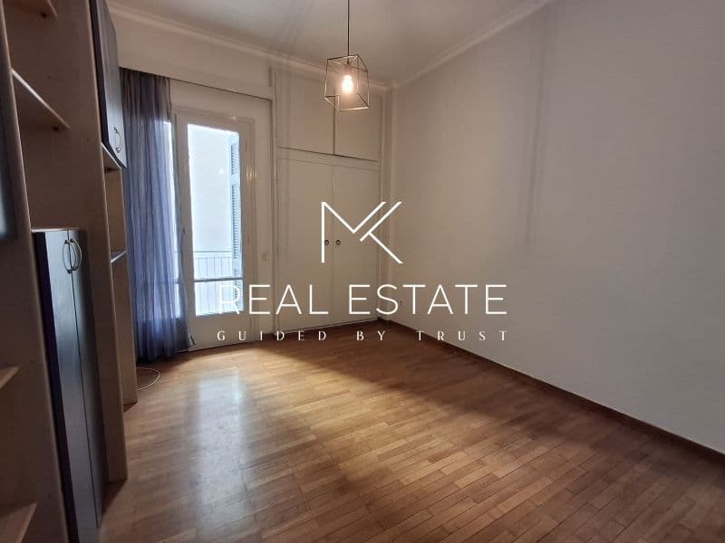 2-room Apartment, 103m² — Kipseli, built 1964 - 9