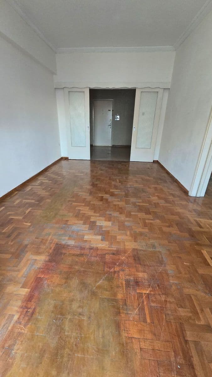 2-room Apartment, 92m² — Kipseli, built 1968