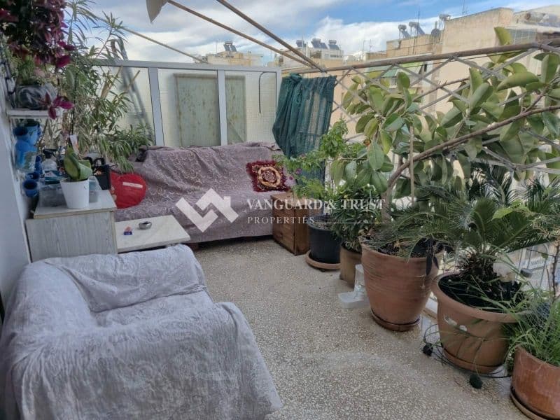 1-room Apartment, 52m² — Kipseli, built 1965