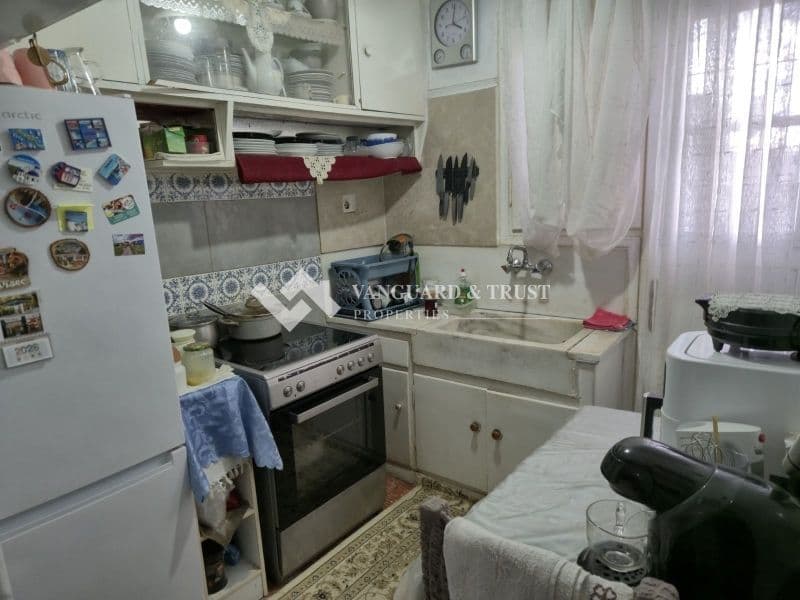 1-room Apartment, 52m² — Kipseli, built 1965 - 9