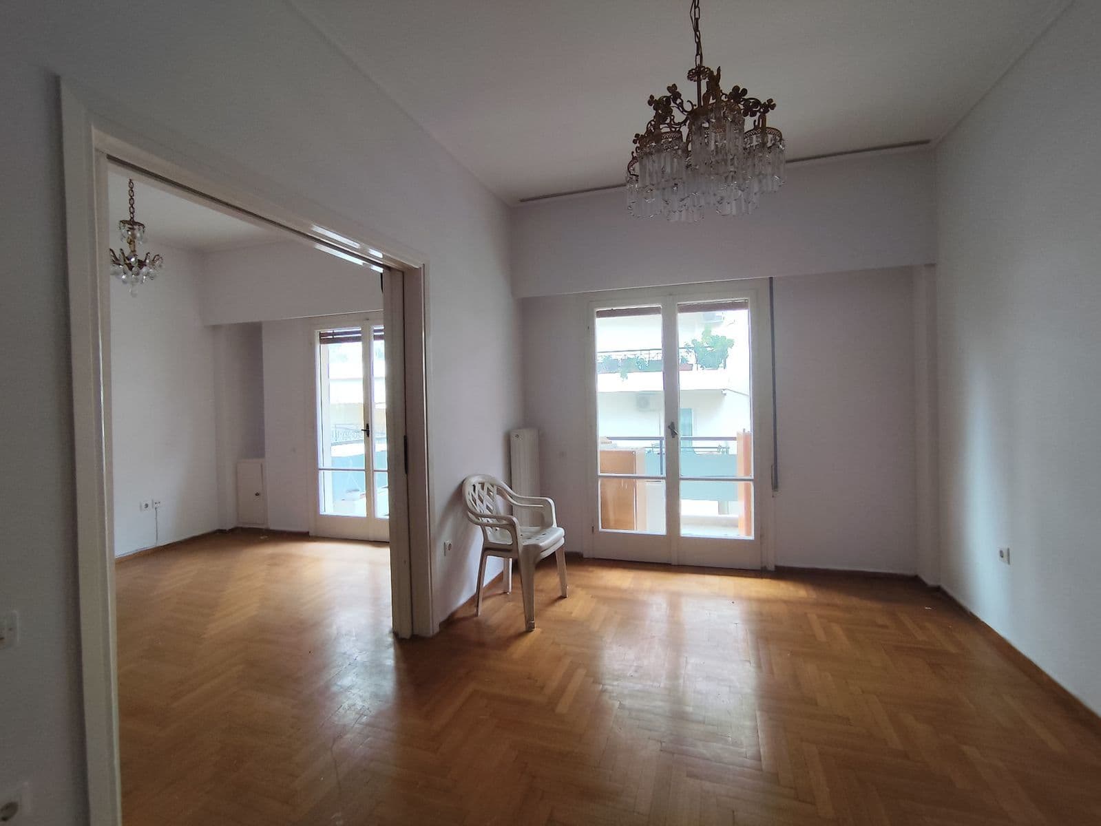 2-room Apartment, 90m² — Kipseli, built 1968 - 4