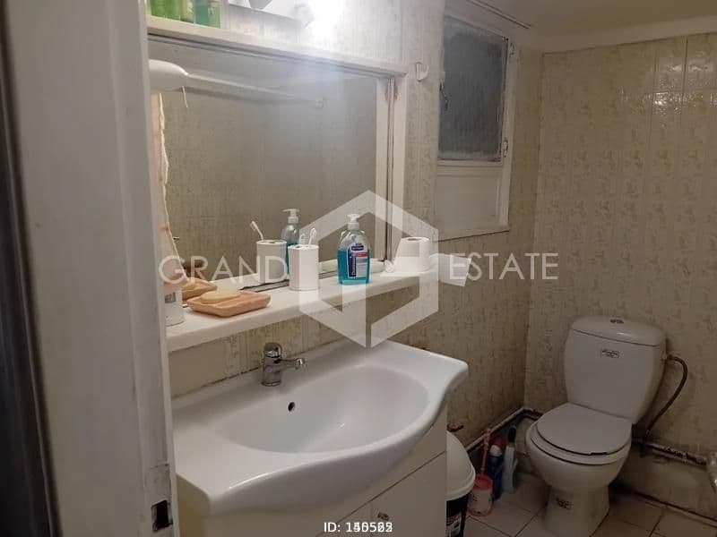 3-room Apartment, 109m² — Kipseli, built 1973 - 8