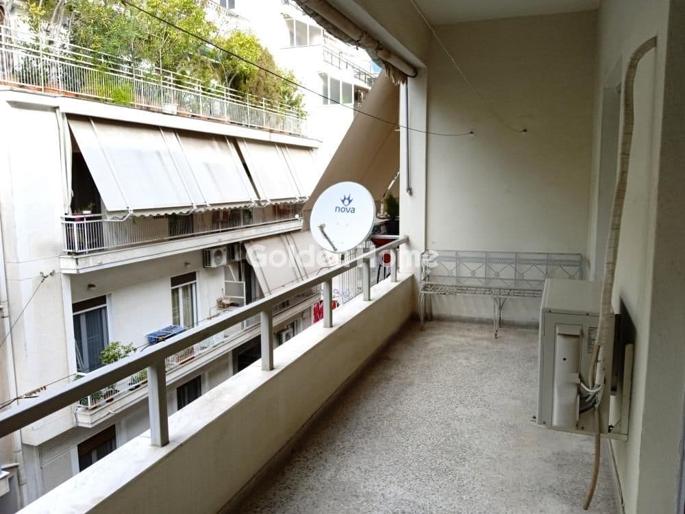 2-room Apartment, 124m² — Kipseli, built 1964 - 2