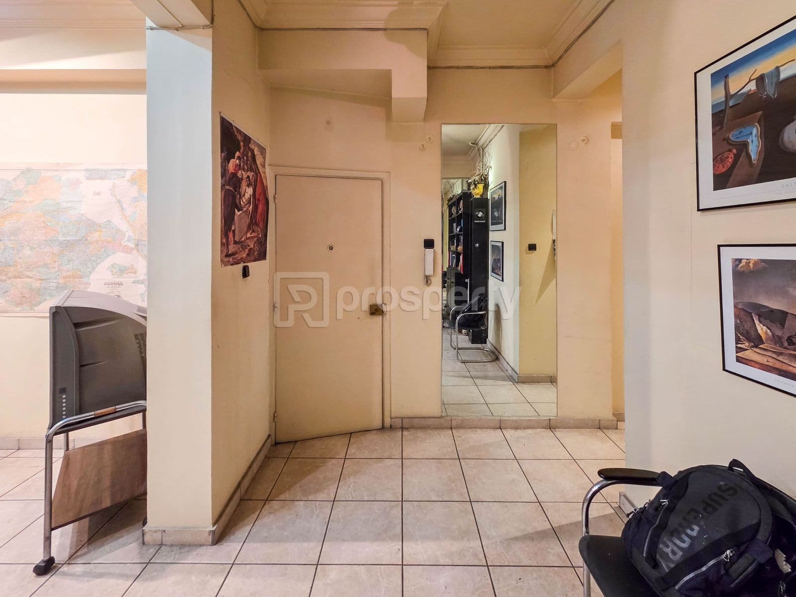 1-room Apartment, 65m² — Kipseli, built 1955 - 5